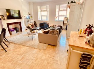 174 Newbury St #22F, Boston, MA 02116