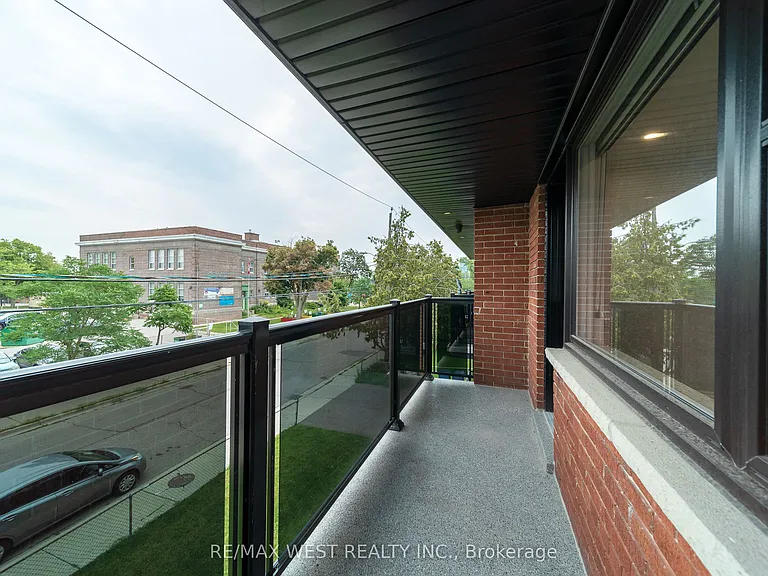 237 Melrose St #7 — Photo 16