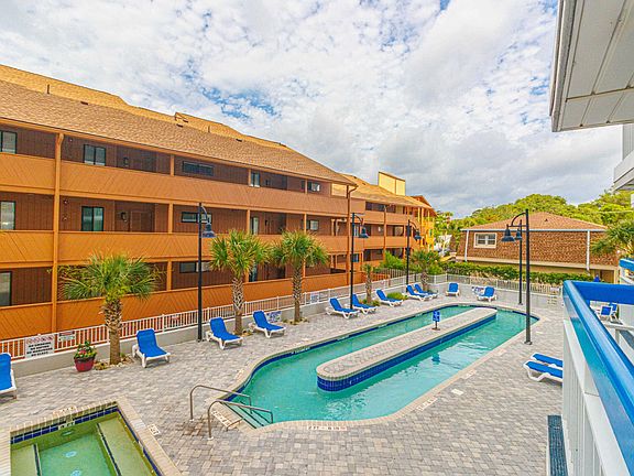 4th image of 5511 Ocean Blvd. N #204