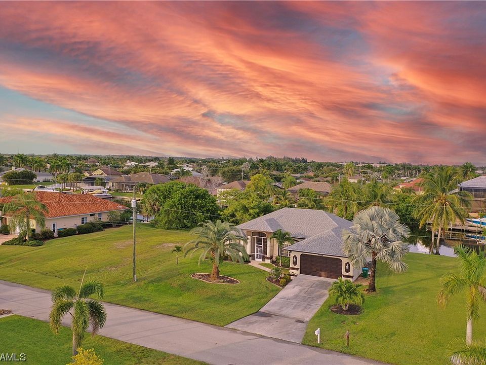 1st image of 2737 SW 28th Ave