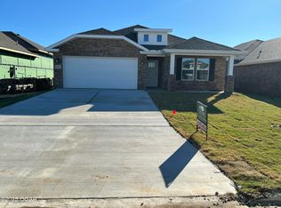 1602 E White Oak St, Joplin, MO 64801