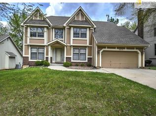 16110 W 82nd Pl, Lenexa, KS 66219