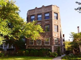 1909 W Farwell Ave #1, Chicago, IL 60626