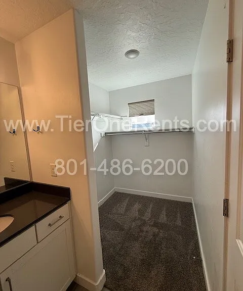 936 E Hercules Ct — Photo 13