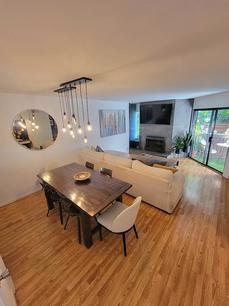 2 bed, 2.0 bath, $5,625 — Photo 1