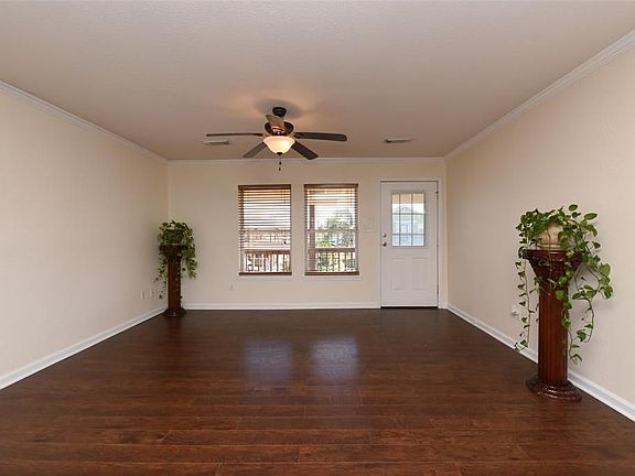 4th image of 11 Highland Dr