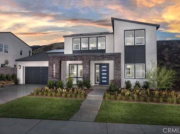 16051 Butterfly Skyeland 150 Dr, Fontana, CA 92336