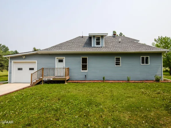 212 Main St, Arvilla, ND 58214