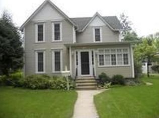 312 S 5th St, Dekalb, IL 60115