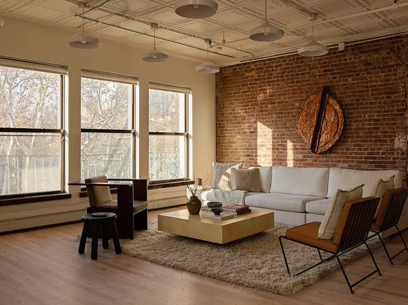 84 Forsyth St APT 4F, New York, NY 10002