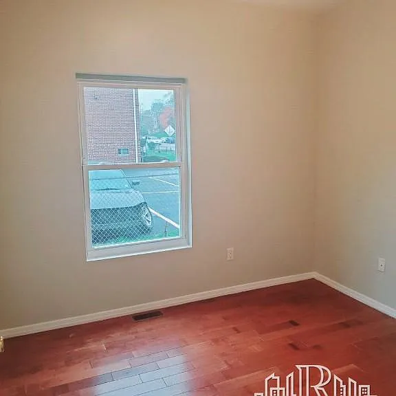 406 Park Ave #4B — Photo 4