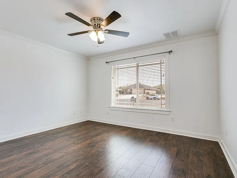 5918 Southampton Pl — Photo 21