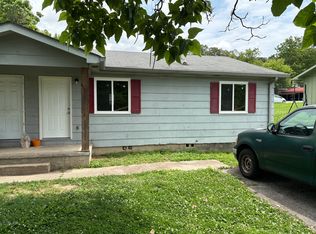 329 Poplar St #A, Soddy Daisy, TN 37379
