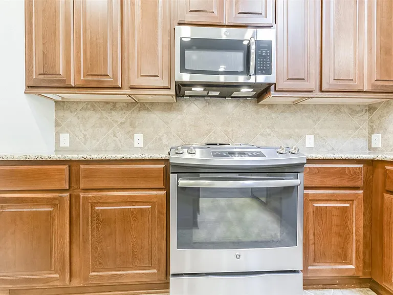 248 Clementine Ct — Photo 14