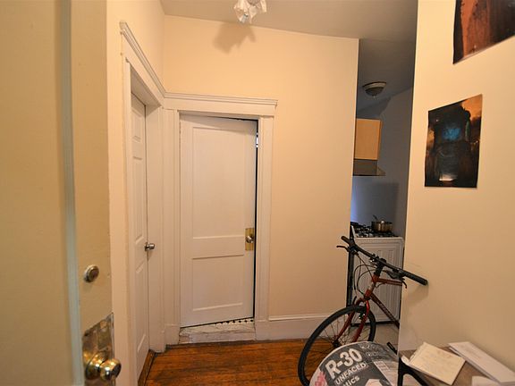 2nd image of 59 Westland Ave APT 12A