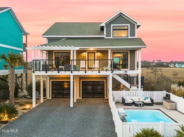 604 Ocean Boulevard W, Holden Beach, NC 28462