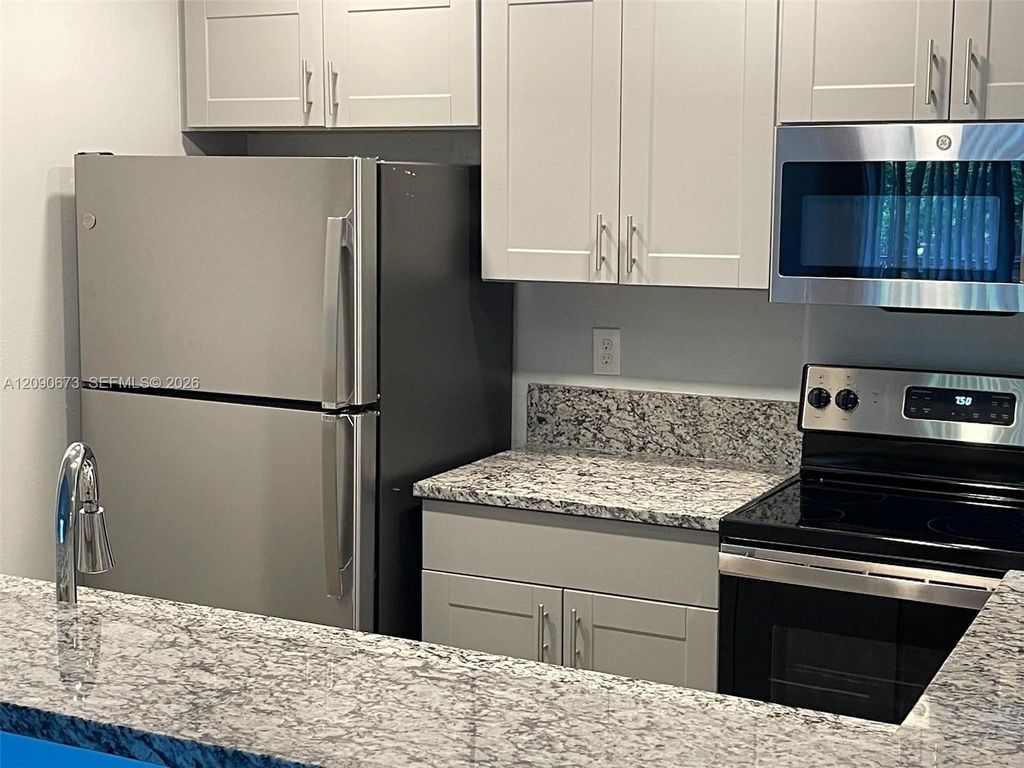 4015 W McNab Rd APT D305, photo 7