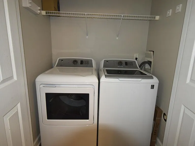 Unit Photo