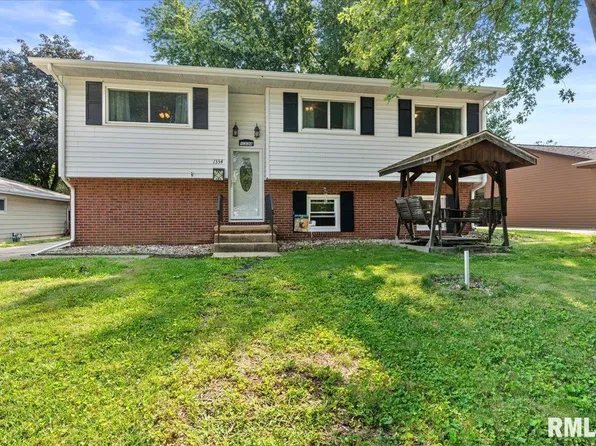 1334 Johnson Ln, Springfield, IL 62702