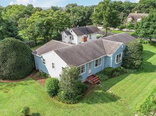 50 Rochelle Pl, Mattituck, NY 11952