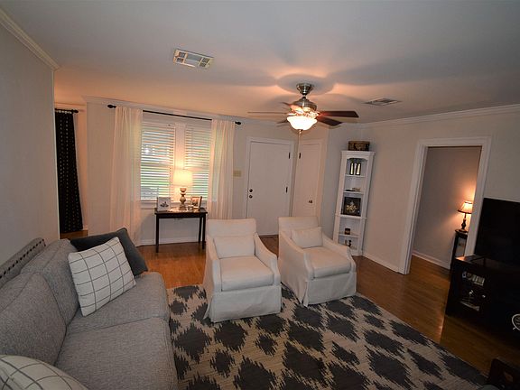 3rd image of 310 Bunn St