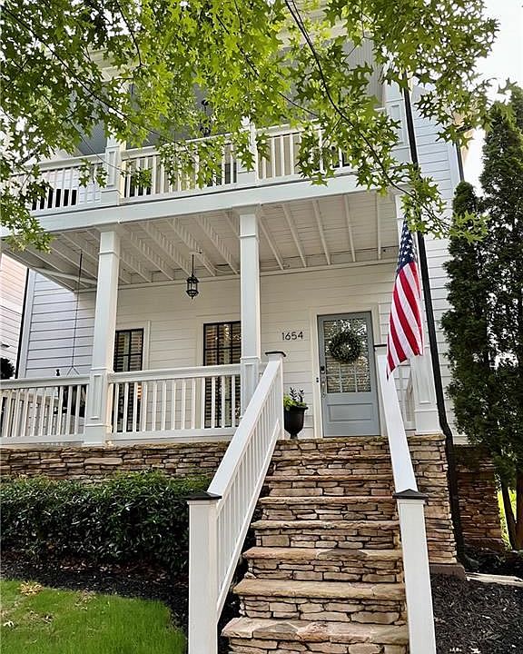 1st image of 1654 Carr Cir NW