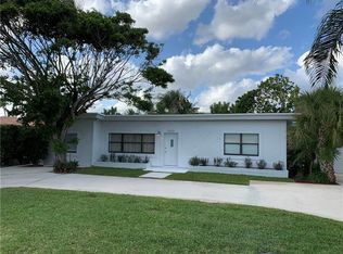 3405 Dover Rd, Pompano Beach, FL 33062