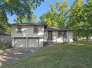 8416 E 97th Ter, Kansas City, MO 64134