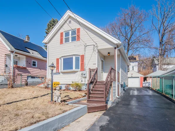 16 Henry Place, Bristol, CT 06010