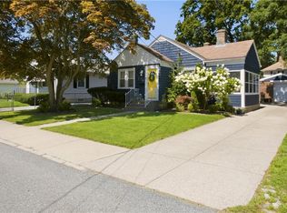 16 Minnesota St, Providence, RI 02904