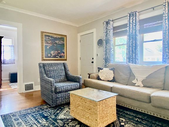 3rd image of 3016 Delta River Dr