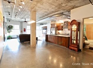 4149 Pennsylvania Ave #2B, Kansas City, MO 64111
