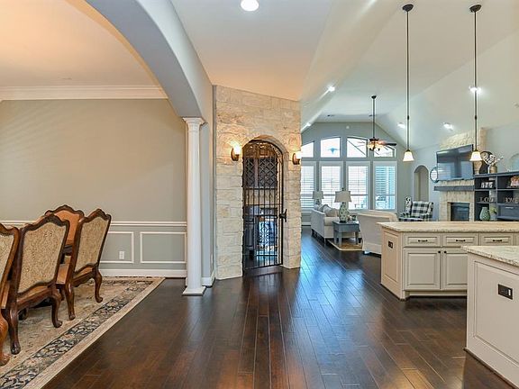 5th image of 17306 Endel Way