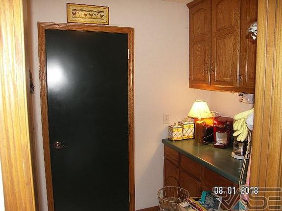 5th image of 504 Brandenburg St