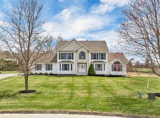 10 Serenity Cir, Hudson, NH 03051