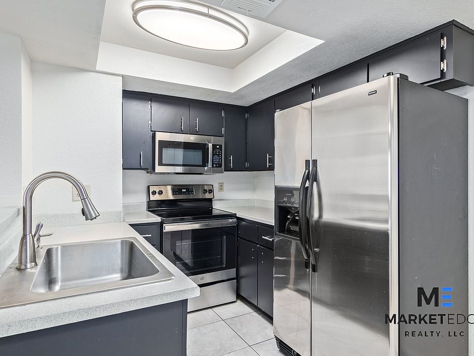 1370_210_WM-11_04132022