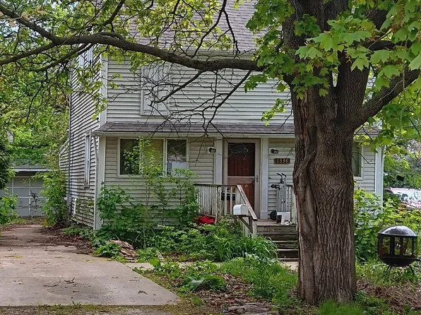 1334 Gates St, Montgomery, IL 60538