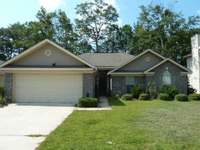 Front View of Home