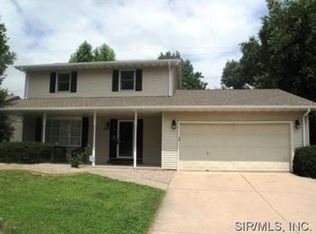 905 Chancellor Dr, Edwardsville, IL