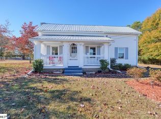 4943 Parris Bridge Rd, Boiling Springs, SC 29316