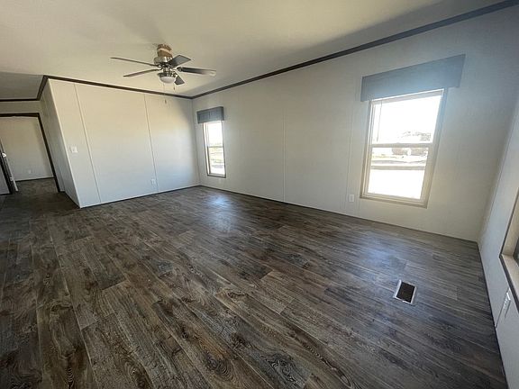 3rd image of 129 Pineland Ave #103