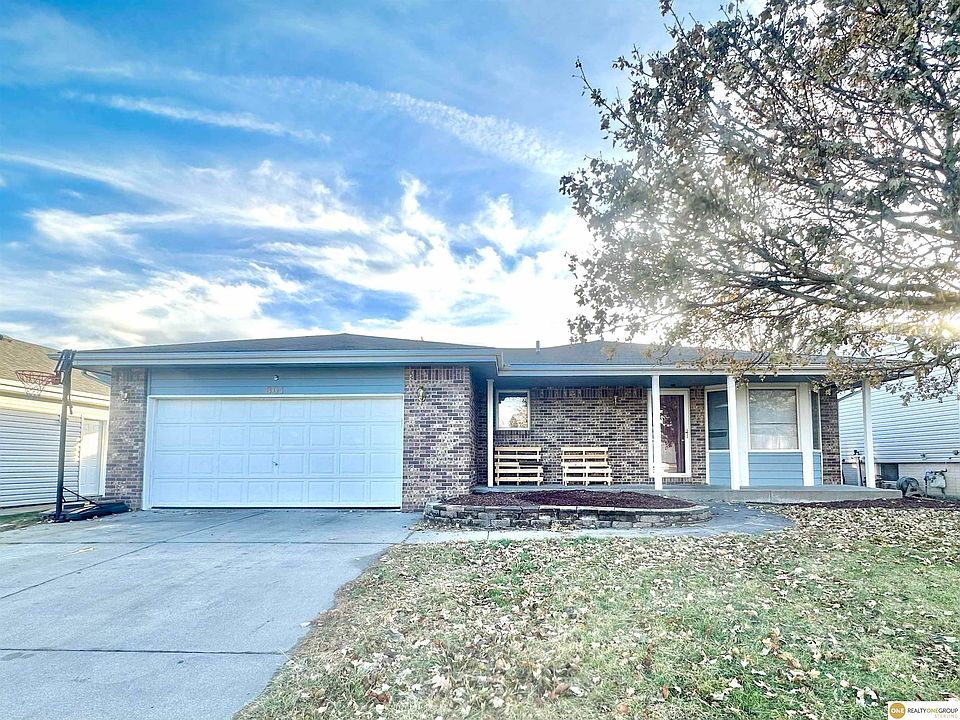1st image of 801 W Jennifer Dr