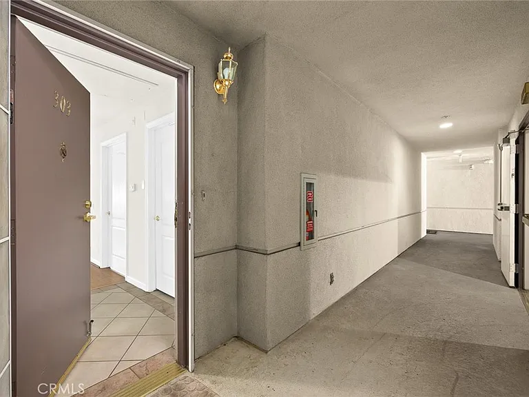 208 N Lincoln Ave #303 — Photo 5