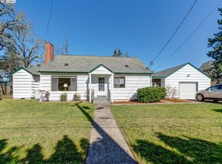 8902 McKenzie Hwy, Springfield, OR 97478