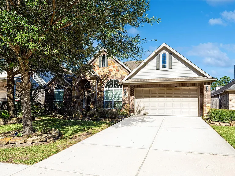 14322 Baron Creek Ln — Photo 22