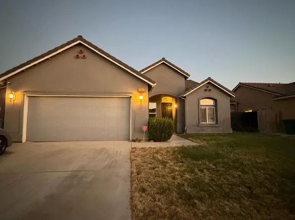 565 Rockport Dr, Los Banos, CA 93635