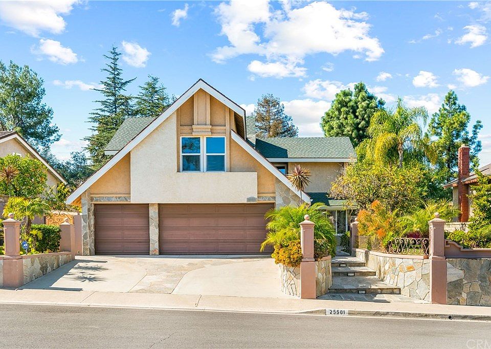 1st image of 25501 Sarita Dr