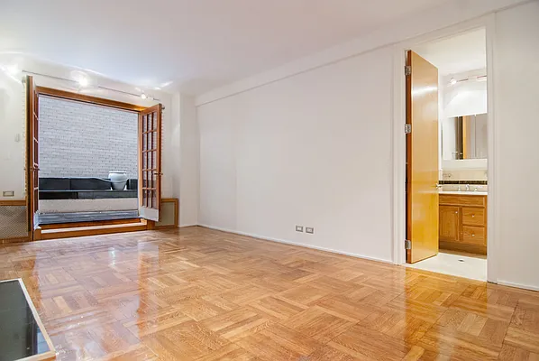 Rented by WAM Partners - William Moses Co. | media 11