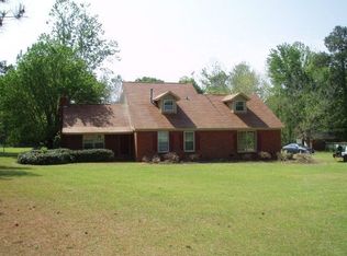 910 Gibbs Rd, Ty Ty, GA 31795