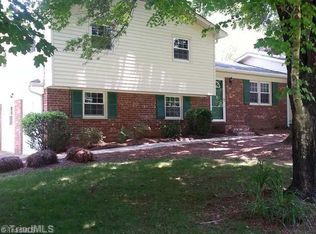 102 Westridge Dr, King, NC 27021